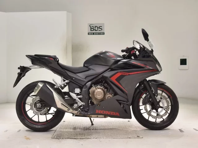 Honda CBR400R-2 лот № 2873 оценка 4  с аукциона в Японии