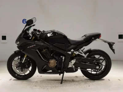 Honda CBR650R лот № 0170 оценка 6  с аукциона в Японии 2