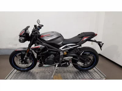 Triumph TRIUMPH STREET TRIPLE RS  с аукциона в Японии