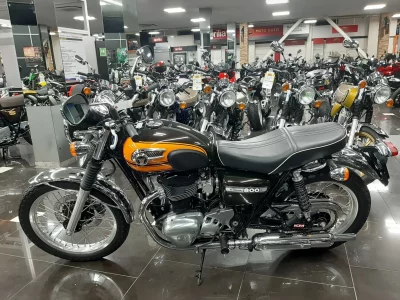 Kawasaki W800 Final лот № 02175 оценка 4  с аукциона в Японии 2