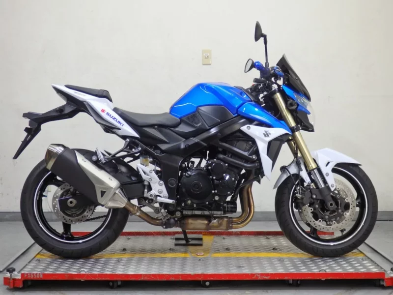 Suzuki GSR750ABS лот № 00234 оценка 4  с аукциона в Японии
