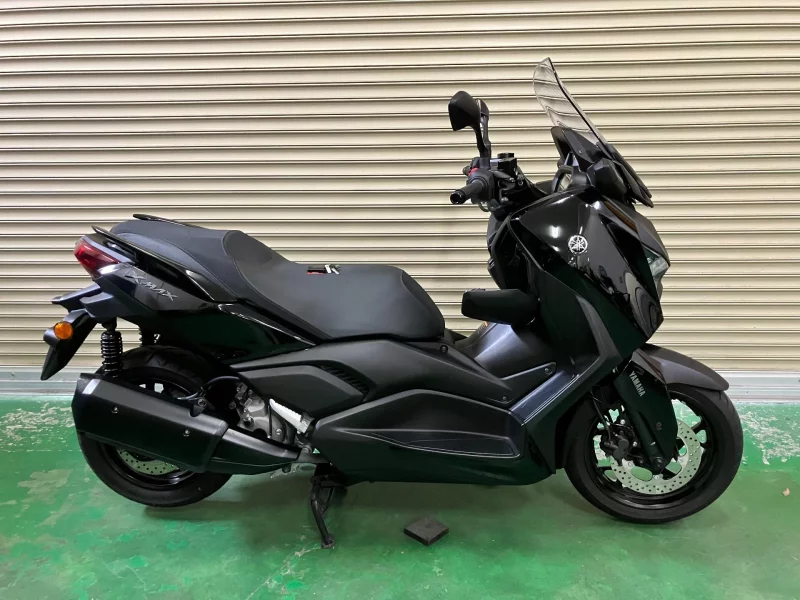 Yamaha XMAX лот № 02229 оценка 4  с аукциона в Японии