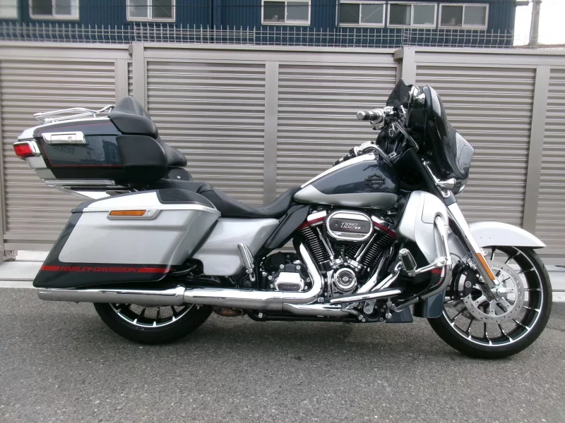 Harley-Davidson HARLEY FLHXSE CVO лот № 04270 оценка 5  с аукциона в Японии
