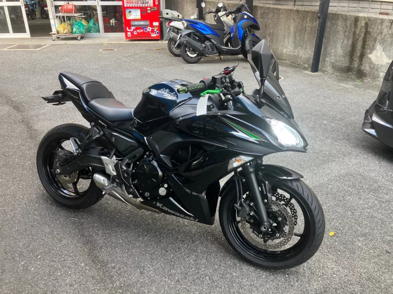 Kawasaki Ninja 650 ABS лот № 00376 оценка 4  с аукциона в Японии