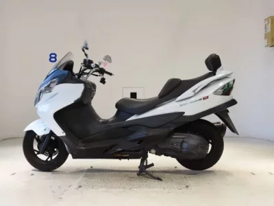 Suzuki SKYWAVE 250M