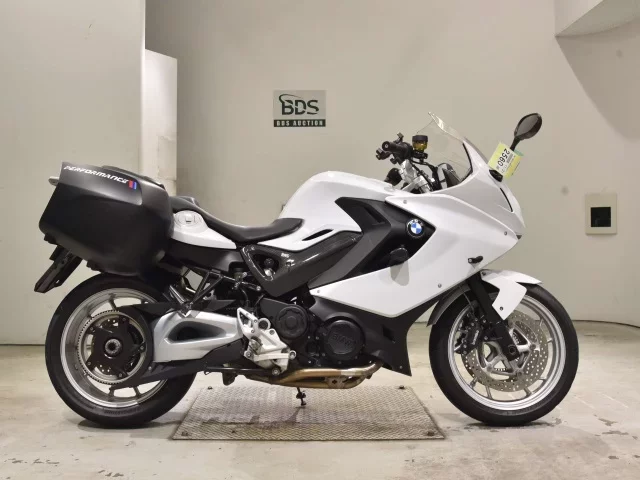 BMW  F800GT лот № 2560 оценка 5  с аукциона в Японии