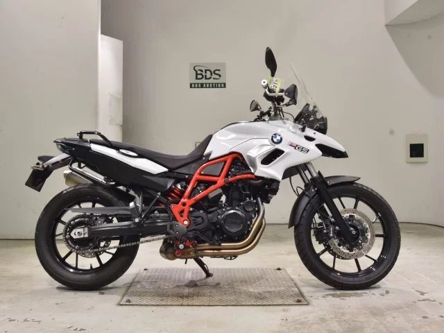 BMW  F700GS лот № 2621 оценка 6  с аукциона в Японии