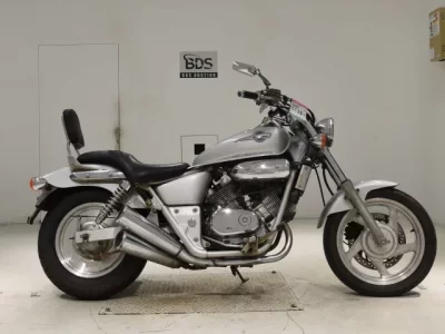 Honda MAGNA 250