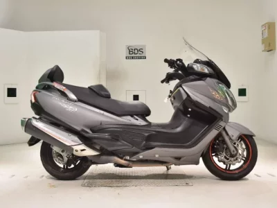 Suzuki SKYWAVE 650LX