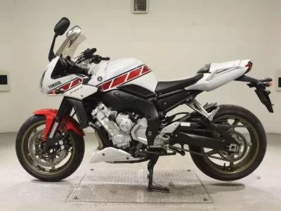 Yamaha FZ-1 FEATHER  с аукциона в Японии