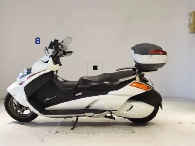 Suzuki GEMMA250