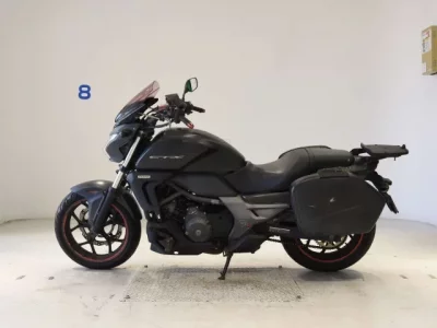 Honda CTX700N