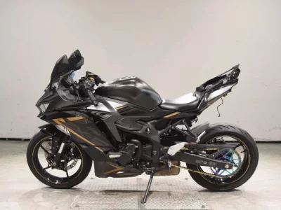 Kawasaki ZX-25R