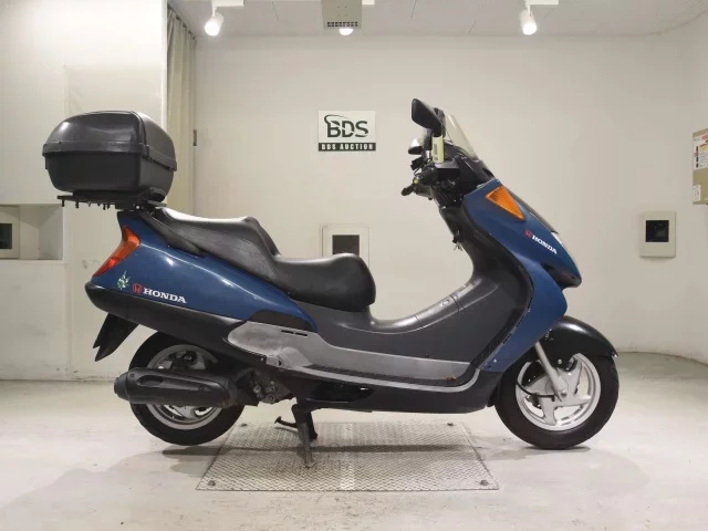 Honda FORESIGHT лот № 5207 оценка 4  с аукциона в Японии