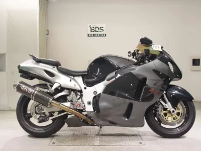 Suzuki GSX1300R HAYABUSA  с аукциона в Японии
