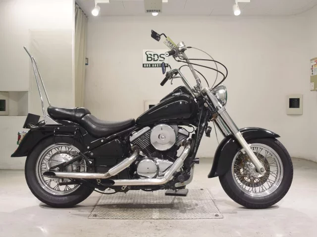Kawasaki VULCAN400 CLASSIC лот № 7540 оценка 4  с аукциона в Японии