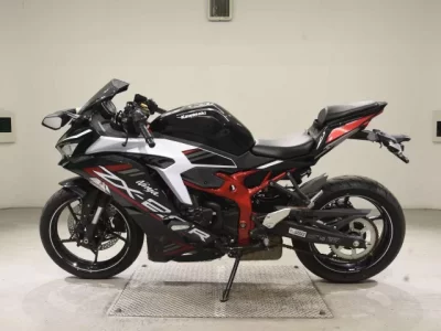 Kawasaki ZX-25R  с аукциона в Японии