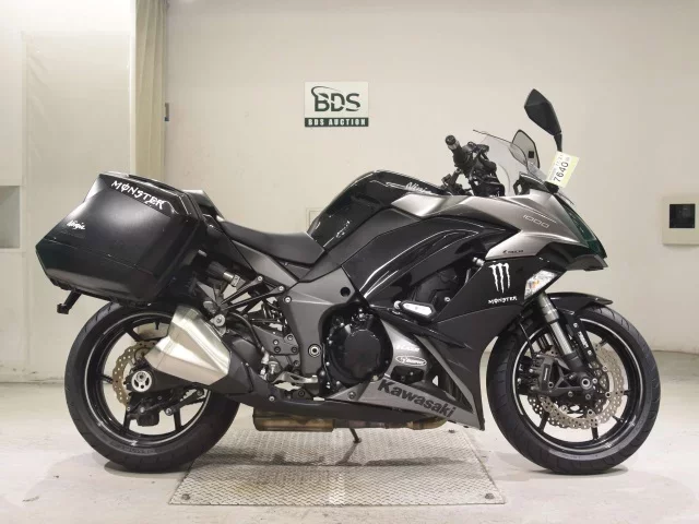 Kawasaki NINJA1000A лот № 7640 оценка 5  с аукциона в Японии