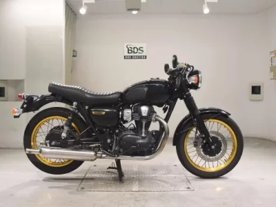 Kawasaki W800