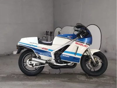 Suzuki RG400