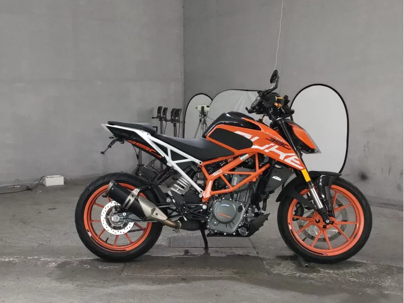 KTM  390 DUKE лот № 7055 оценка 4  с аукциона в Японии