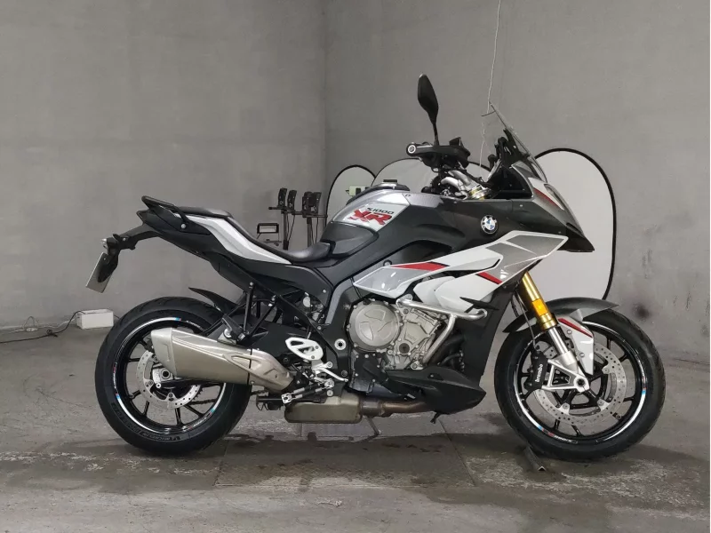BMW  S1000XR лот № 7110 оценка 4  с аукциона в Японии
