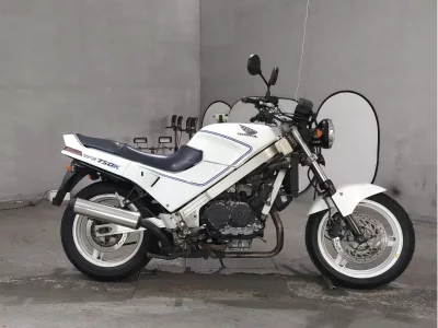 Honda VFR750 TRAINING CAR