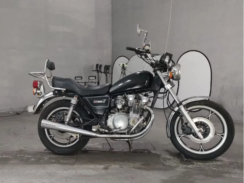 Suzuki GS550L
