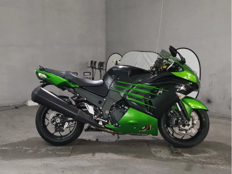 Kawasaki ZX-14R лот № 7208 оценка 4  с аукциона в Японии