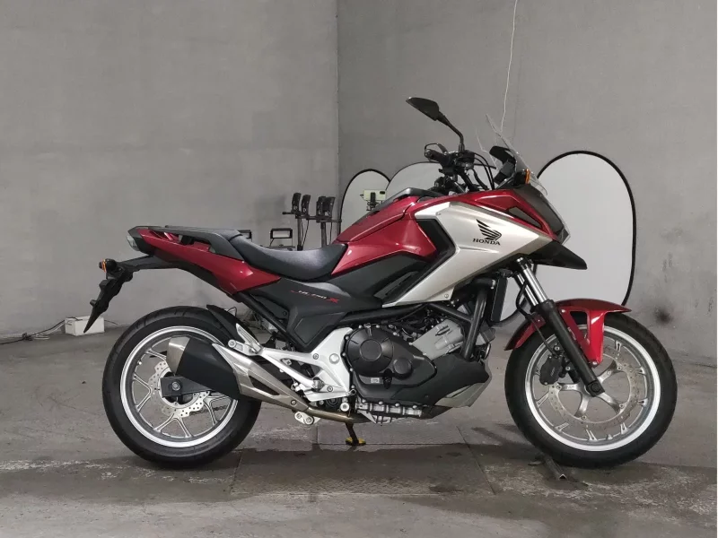 Honda NC750X лот № 7236 оценка 4  с аукциона в Японии