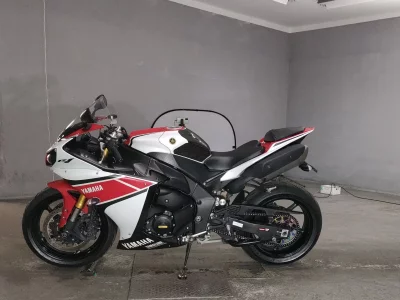 Yamaha YZF-R1  с аукциона в Японии