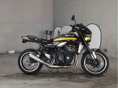 Kawasaki Z900RS 2021