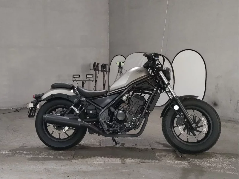 Honda REBEL лот № 7541 оценка 4.5  с аукциона в Японии