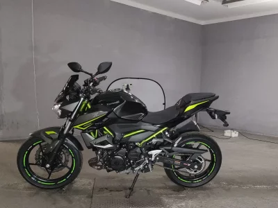 Kawasaki Z400  с аукциона в Японии