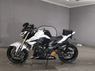 Suzuki GSR750  с аукциона в Японии