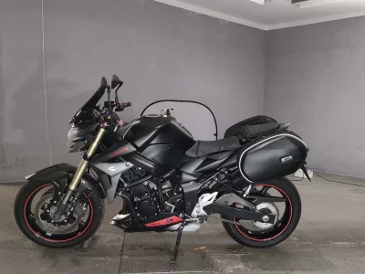 Suzuki GSR750  с аукциона в Японии