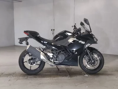 Kawasaki NINJA400 2021