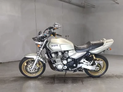 Yamaha XJR1300