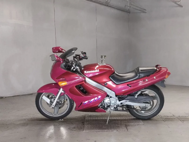 Kawasaki ZZR250