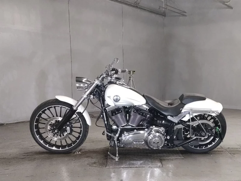 Harley-Davidson HARLEY FXSB1690