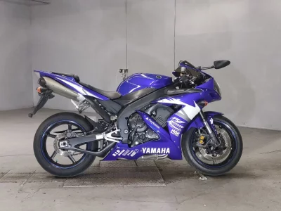 Yamaha YZF-R1