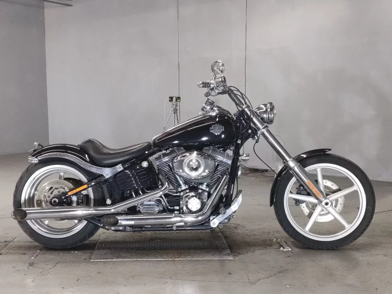 Harley-Davidson HARLEY FXCWC1580