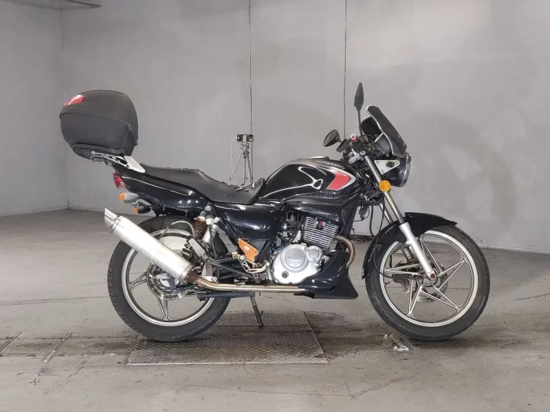 Suzuki EN125