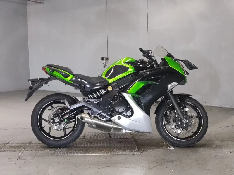 Kawasaki NINJA400
