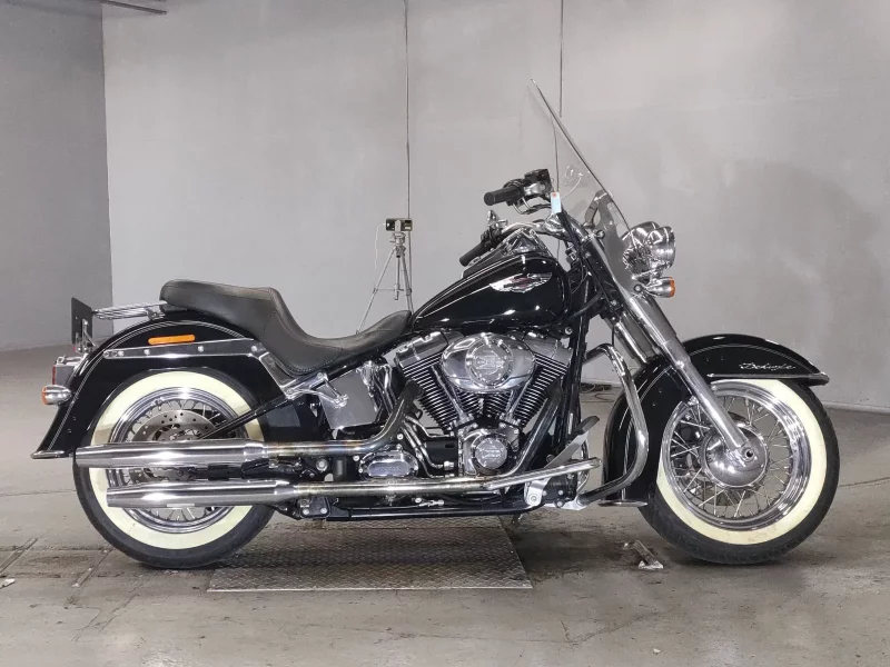 Harley-Davidson HARLEY FLSTN1580