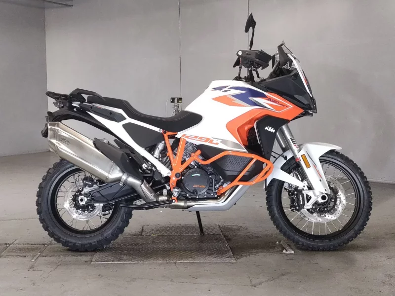 KTM  1290 SUPER ADVENTURE R лот № 5472 оценка 6  с аукциона в Японии