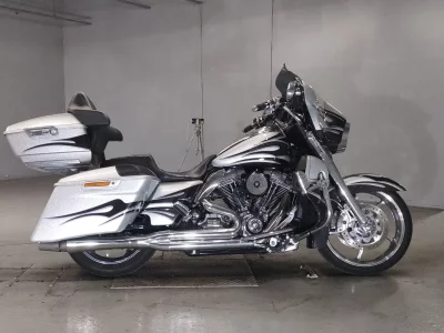 Harley-Davidson HARLEY FLHXSE1800CVO