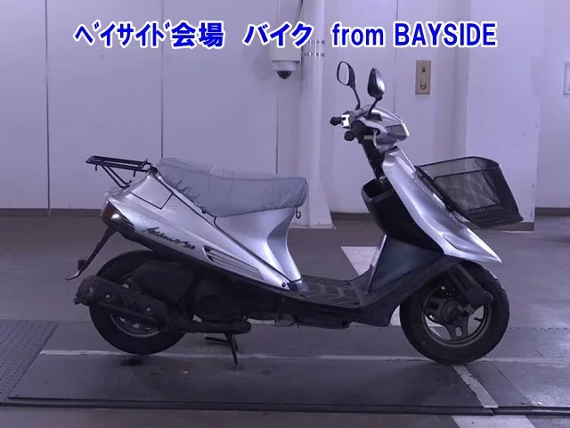 Suzuki ADDRESS V100