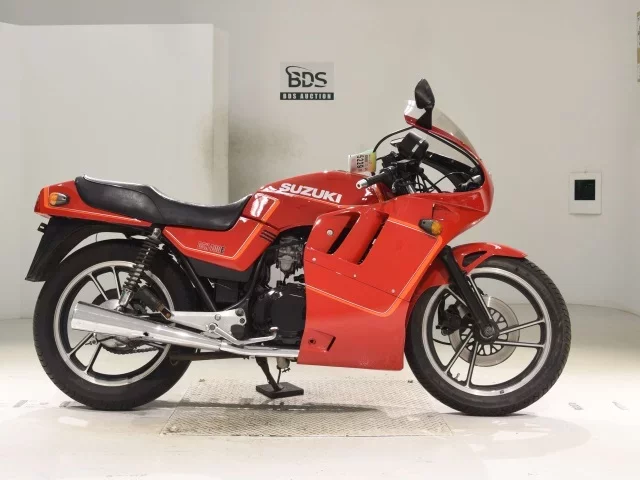 Suzuki GSX400 лот № 5229 оценка 4  с аукциона в Японии