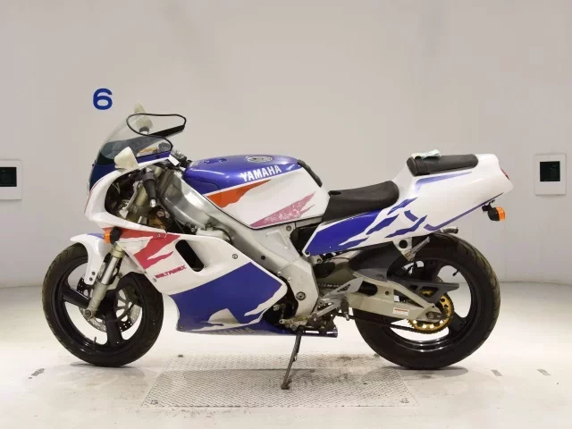 Yamaha TZR125R